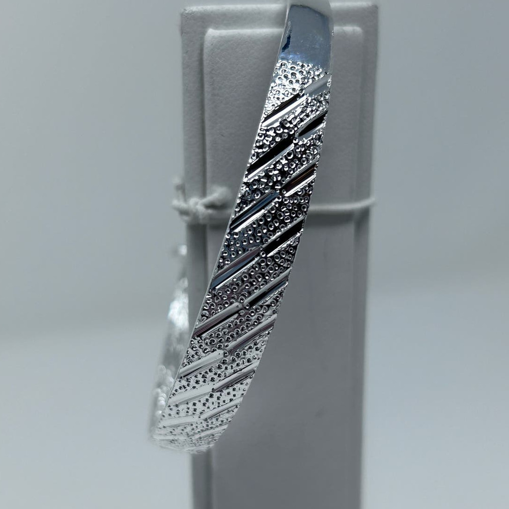 Silver Adjustable Bracelet 2 1/2" Round